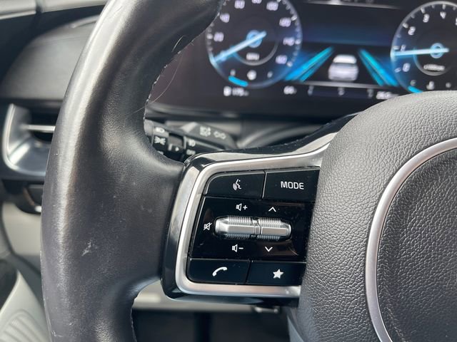 Used 2023 Kia Carnival SX Prestige FWD image 25