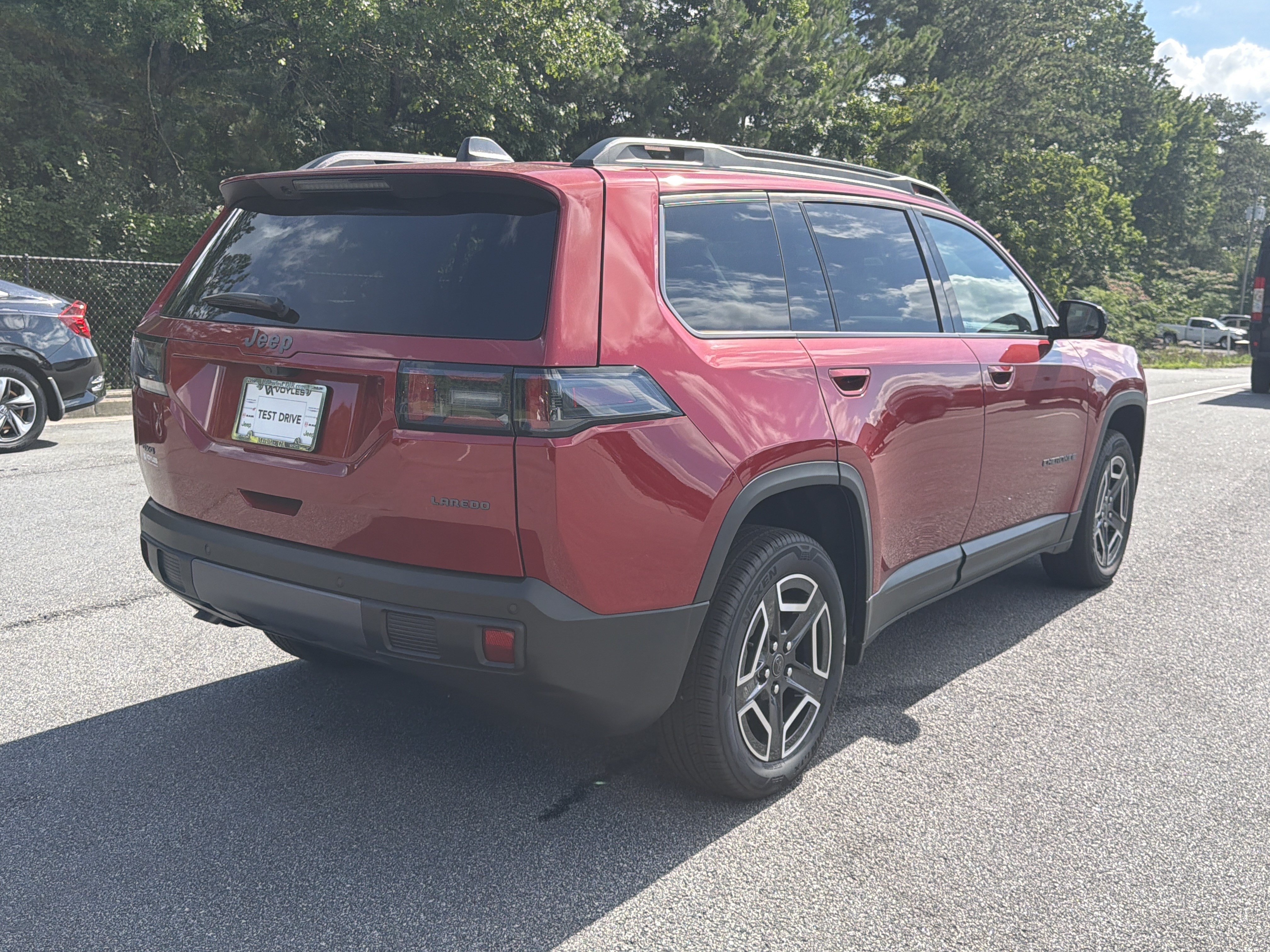 New 2026 Jeep Cherokee Laredo AWD/4WD image 8