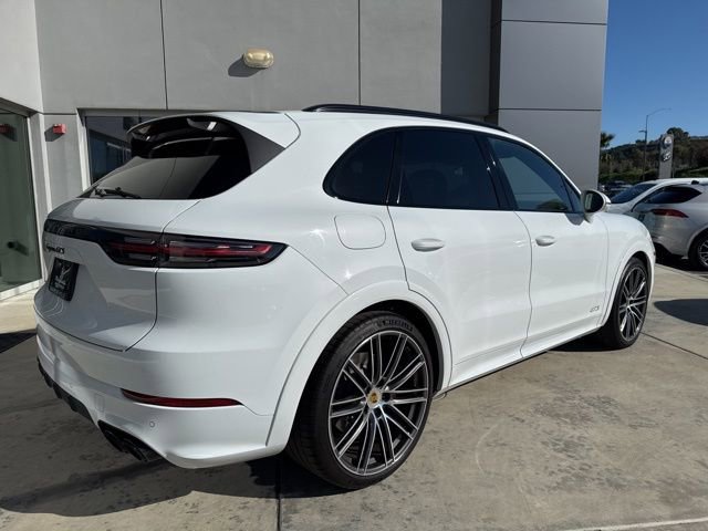 Used 2021 Porsche Cayenne GTS image 7