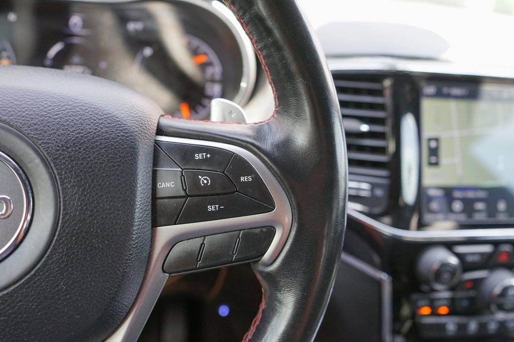 Used 2020 Jeep Grand Cherokee Trailhawk AWD/4WD image 23