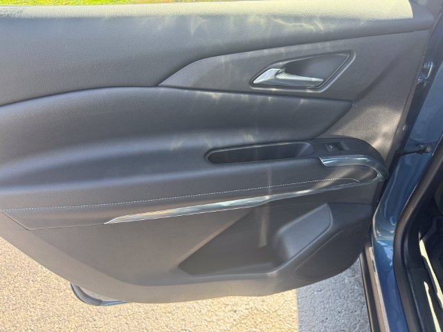 Used 2025 Chevrolet Traverse LT w/ LPO, Floor Liner Package AWD/4WD image 20