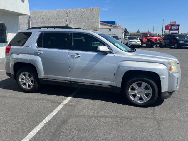Used 2012 GMC Terrain SLE FWD image 2