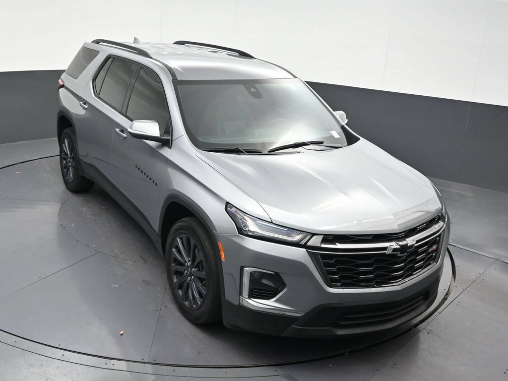 Used 2023 Chevrolet Traverse RS FWD image 24
