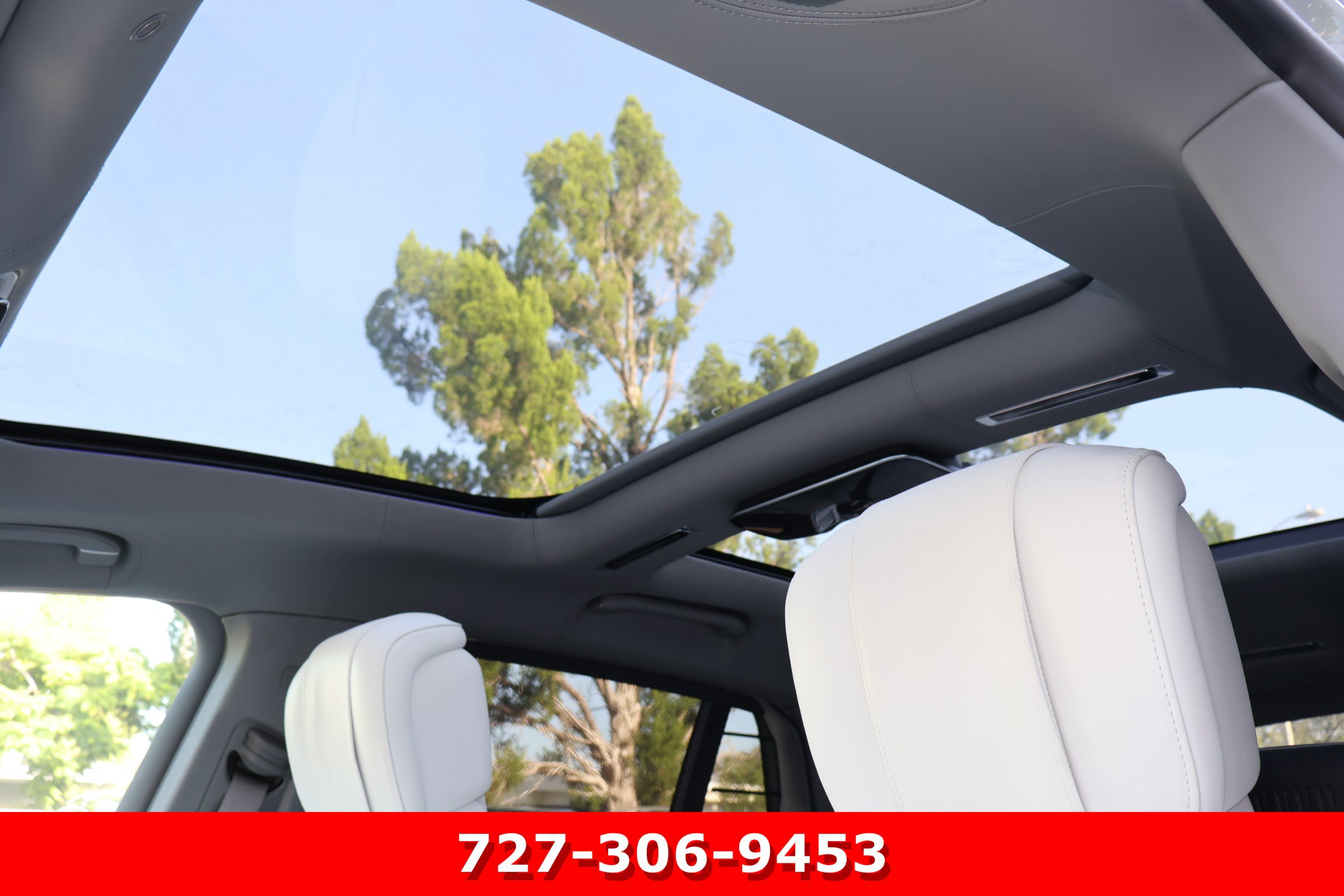 Used 2025 Mercedes-Benz Maybach EQS 680 4MATIC image 5