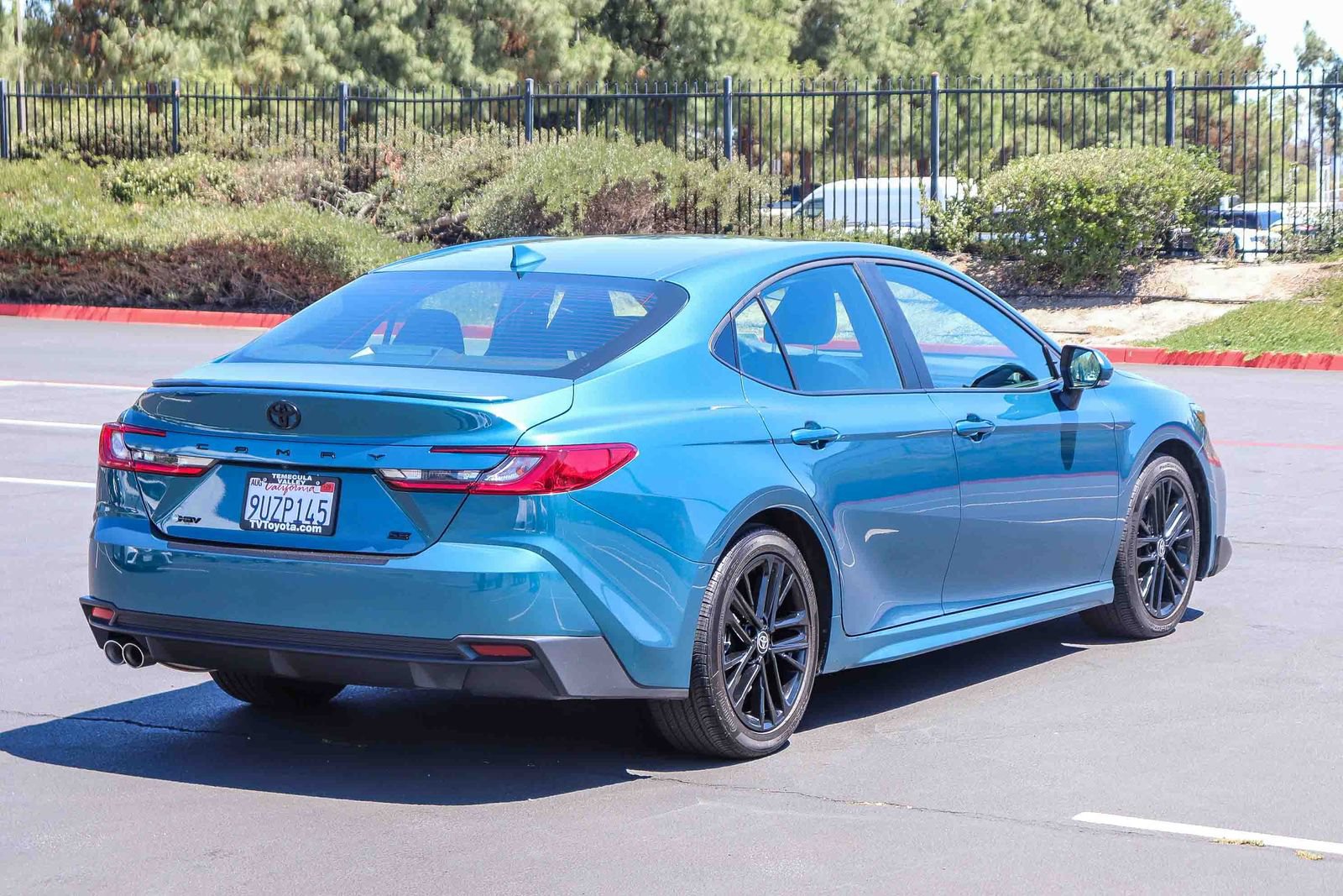 Certified 2025 Toyota Camry SE FWD image 7