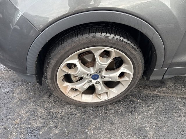 Used 2015 Ford Escape Titanium image 3