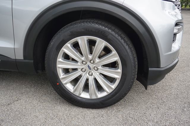 Certified 2022 Ford Explorer Limited w/ Equipment Group 301A image 26