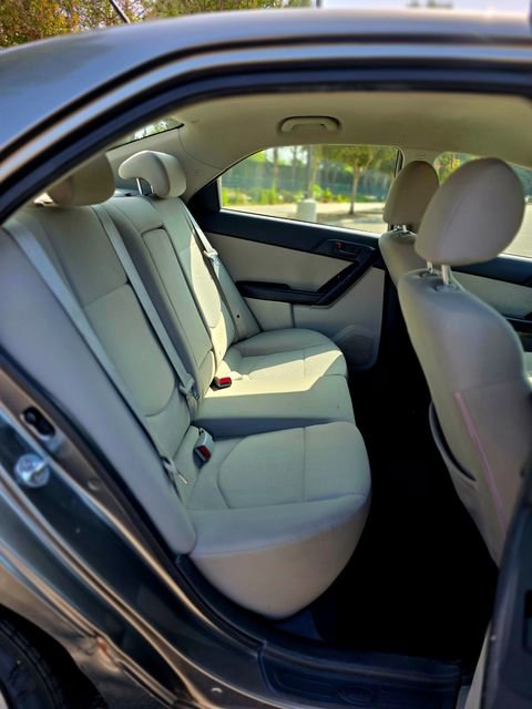 Used 2012 Kia Forte EX image 16