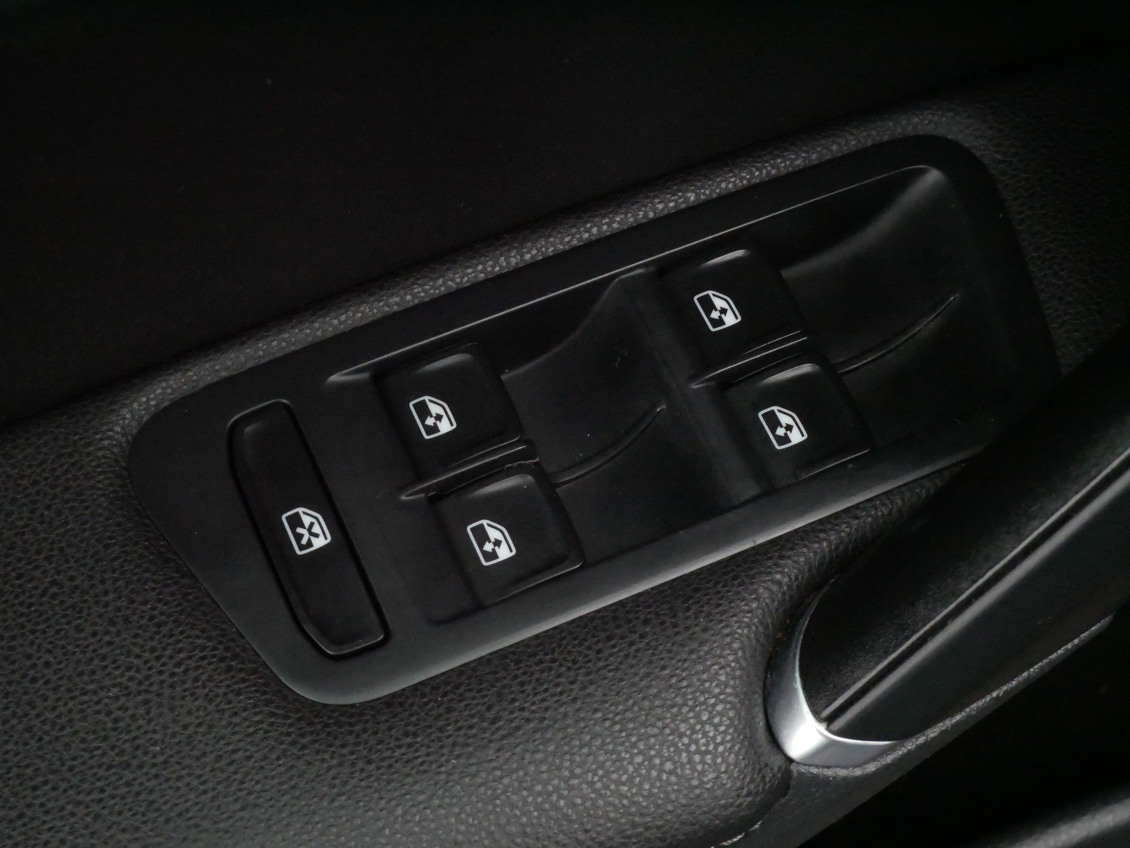 Used 2017 Volkswagen Golf Alltrack S image 19