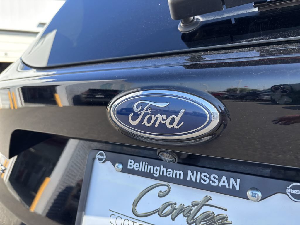 Used 2017 Ford Escape SE w/ SE Leather Comfort Package AWD/4WD image 10