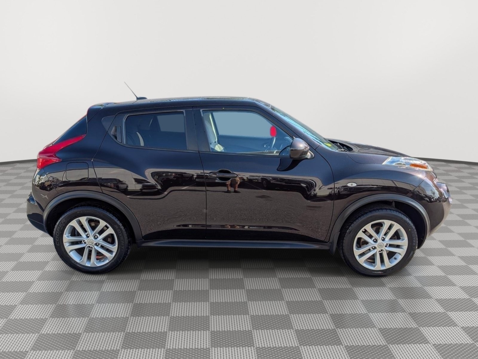 Used 2014 Nissan Juke SV AWD/4WD image 6