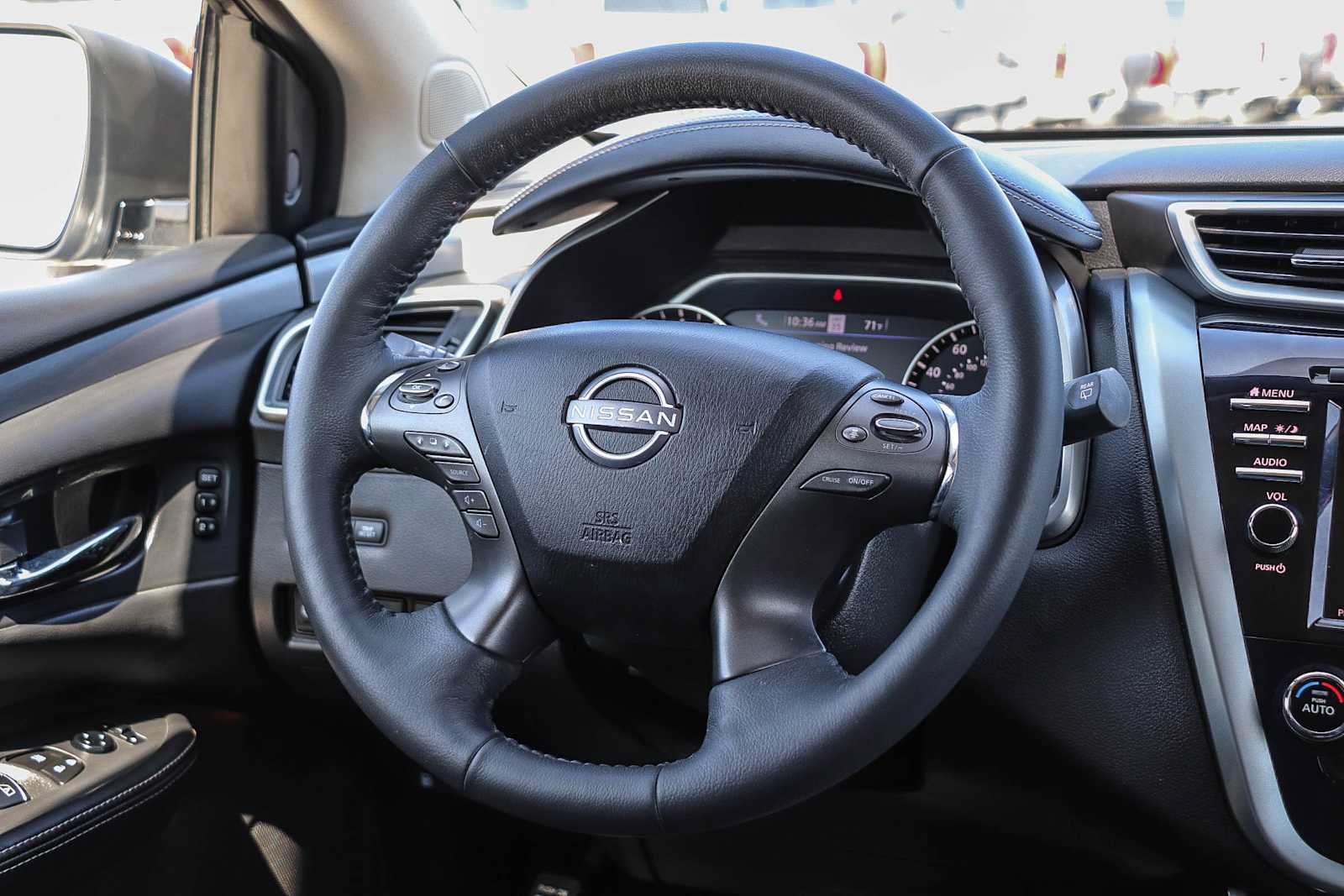 Used 2023 Nissan Murano SL FWD image 13