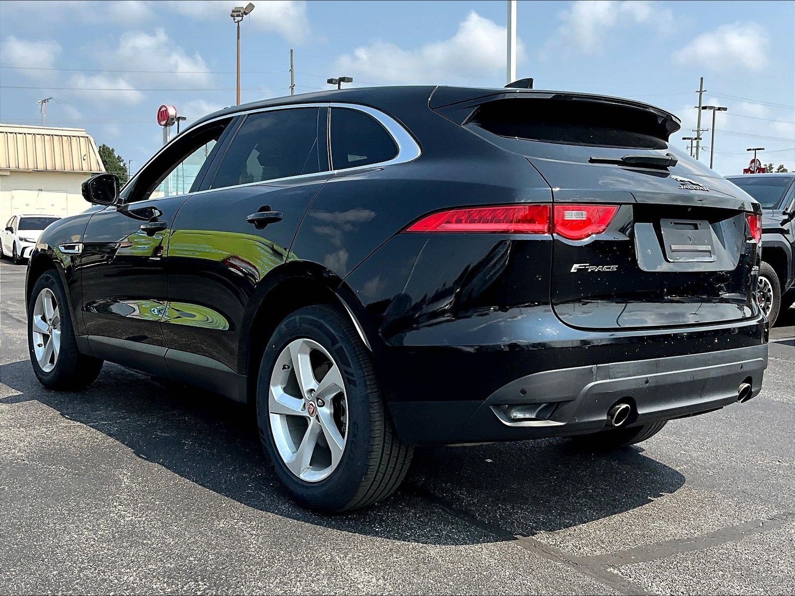 Used 2020 Jaguar F-PACE Premium AWD/4WD image 4
