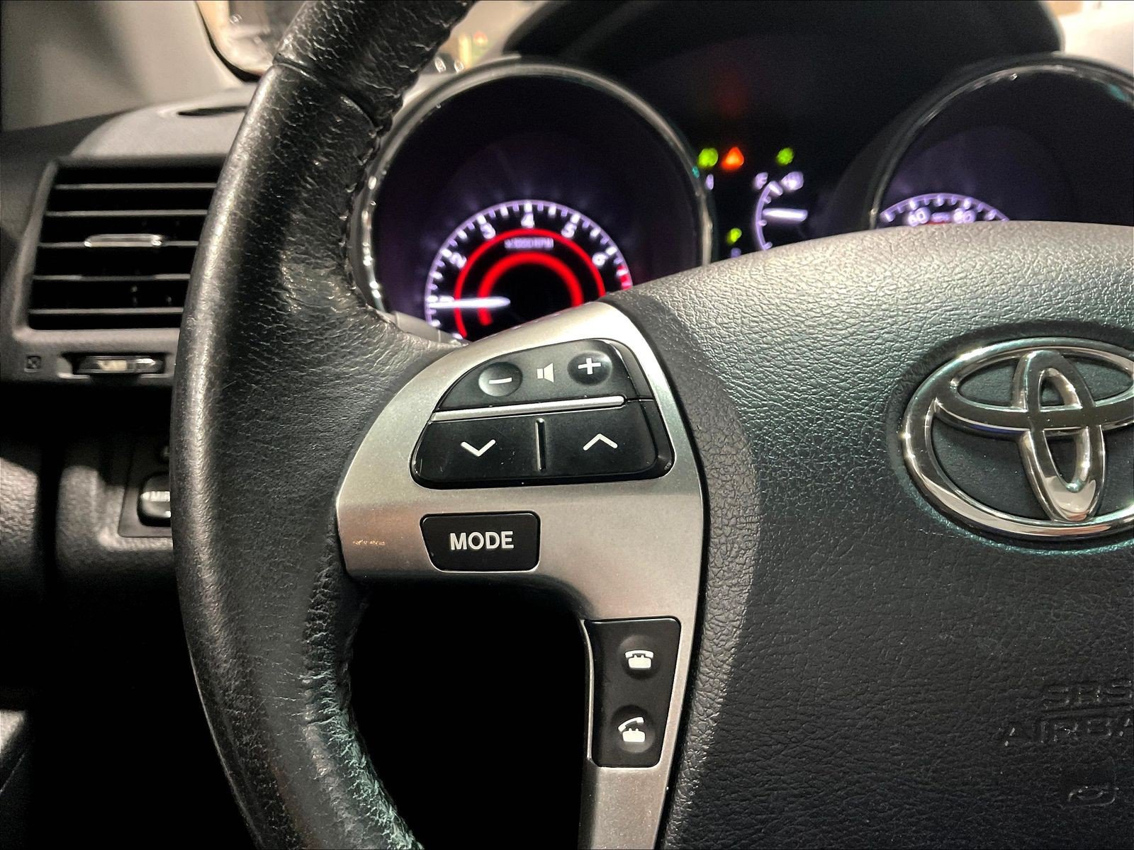 Used 2013 Toyota Highlander SE AWD/4WD image 10