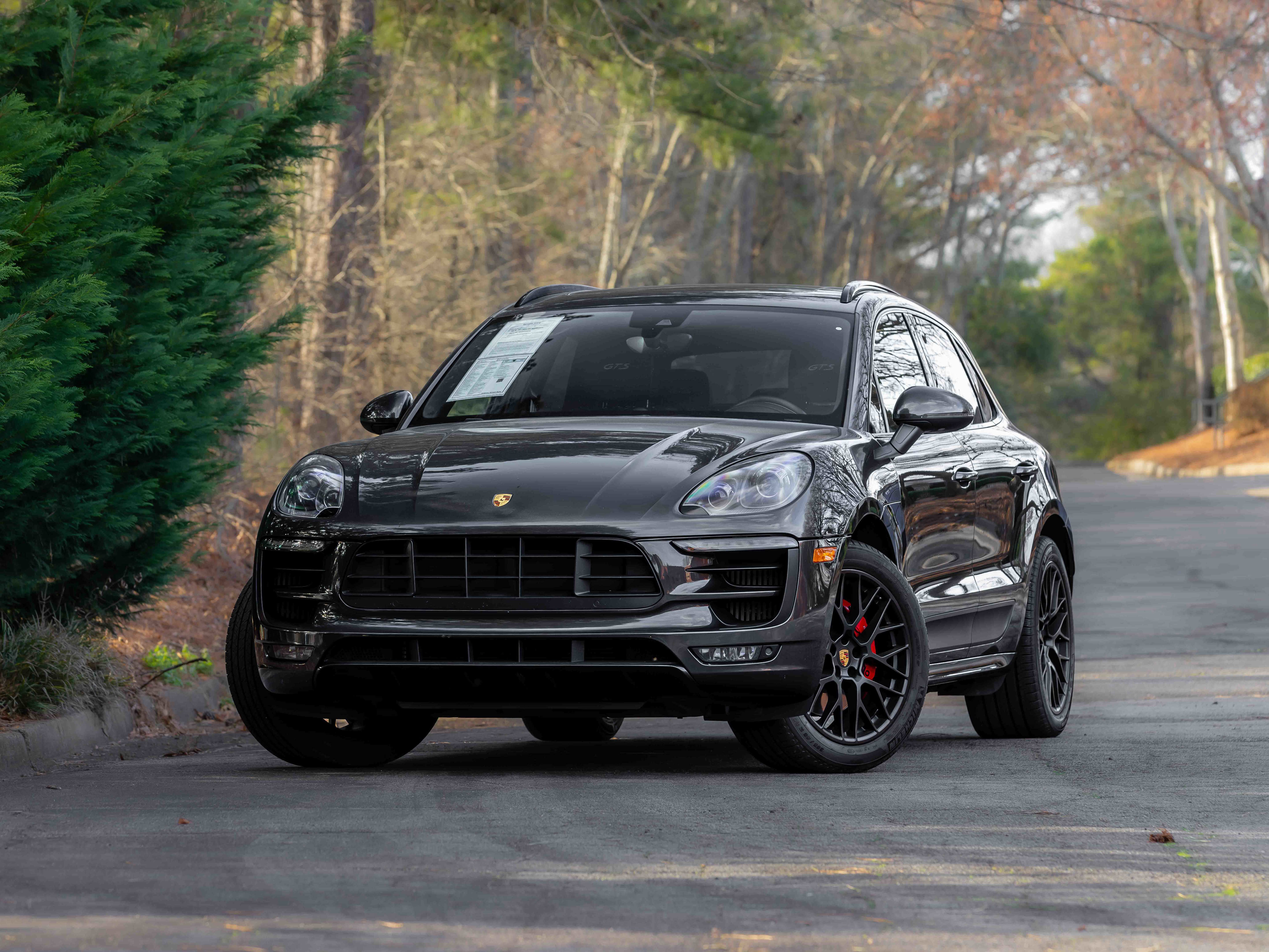 Used 2017 Porsche Macan GTS AWD/4WD image 2