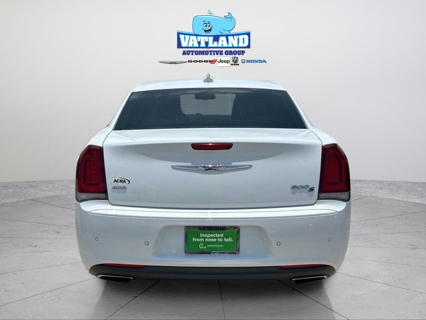 Certified 2018 Chrysler 300 S w/ 300S Premium Group AWD/4WD image 4