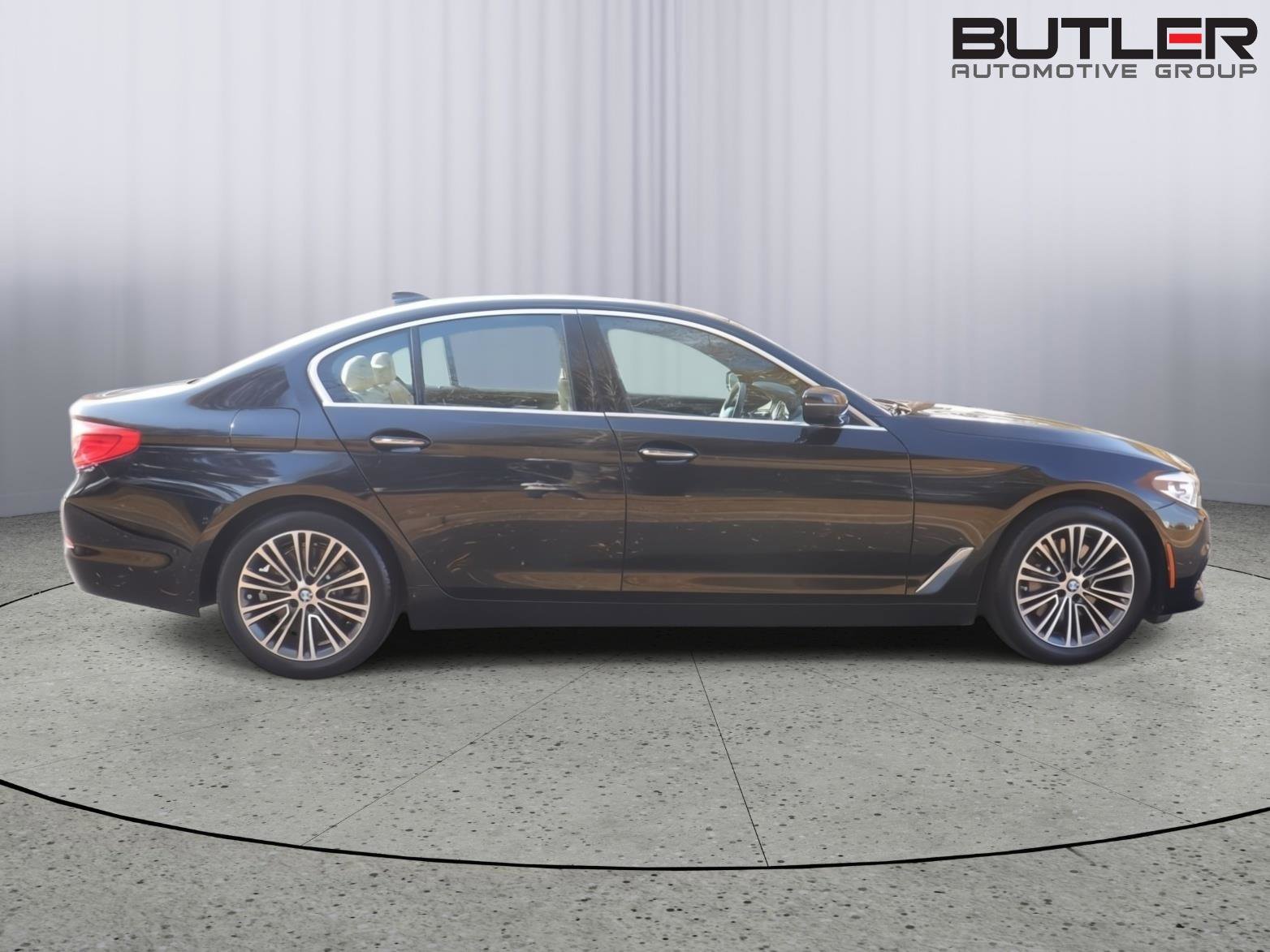 Used 2018 BMW 530i w/ Premium Package image 6