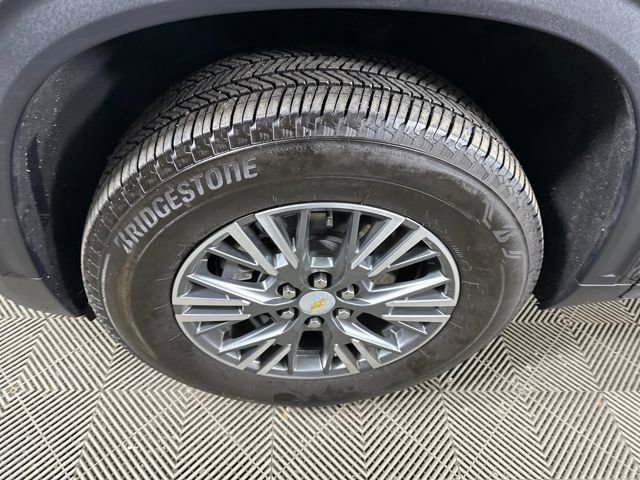 Used 2024 Chevrolet Traverse LS image 10