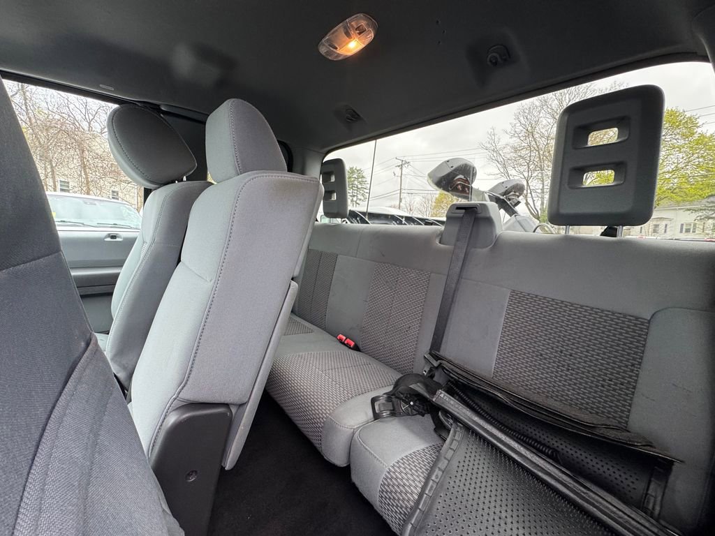 Used 2016 Ford F250 XLT w/ XLT Premium Package AWD/4WD image 13