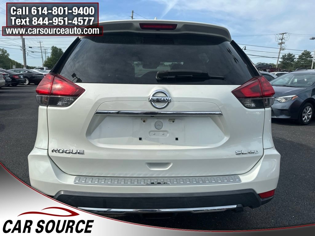 Used 2017 Nissan Rogue SL w/ SL Premium Package AWD/4WD image 7