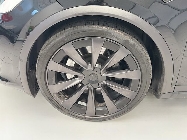 Used 2022 Tesla Model X Plaid image 23