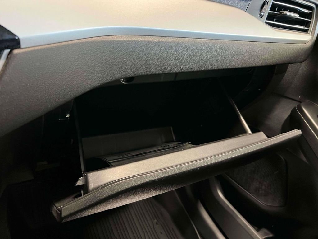 Used 2022 Ford Escape SEL w/ Technology Package image 36