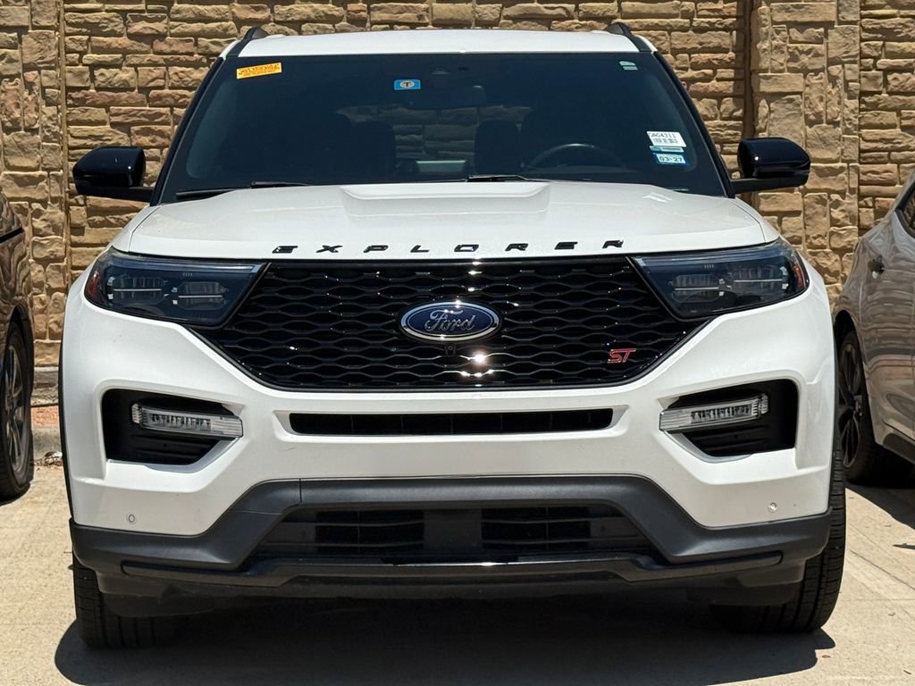 Used 2021 Ford Explorer ST w/ Equipment Group 401A AWD/4WD image 2