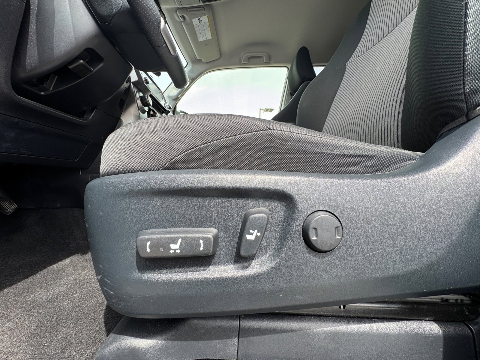 Used 2023 Toyota 4Runner SR5 AWD/4WD image 14