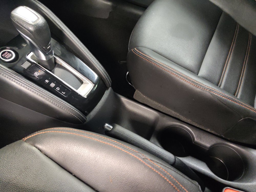 Used 2018 Nissan Kicks SR w/ Premium Package FWD image 26