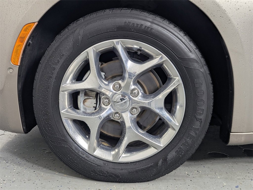 Used 2018 Chrysler Pacifica Limited w/ Advanced Safetytec Group image 9