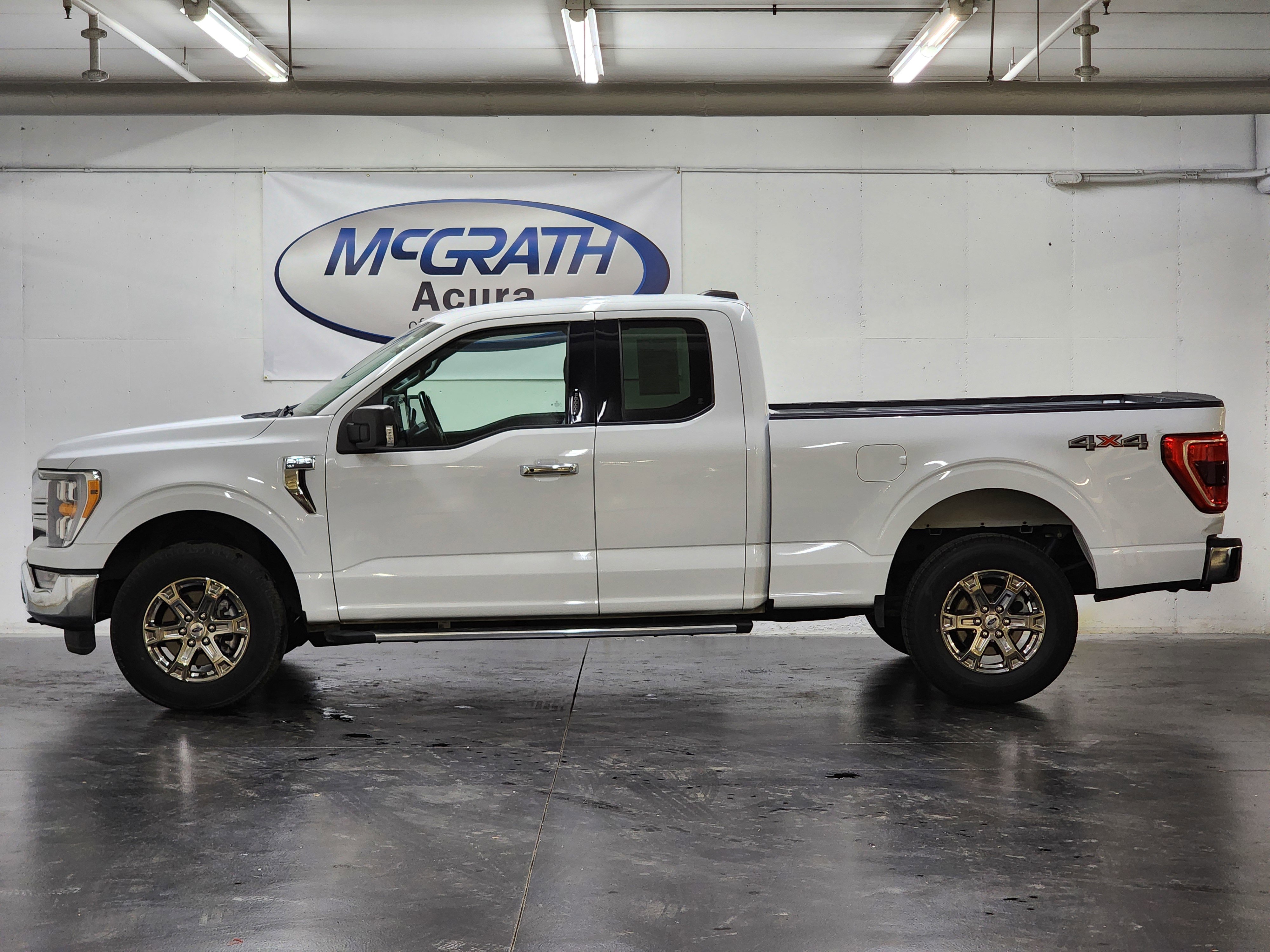 Used 2022 Ford F150 XLT w/ Equipment Group 302A High image 8