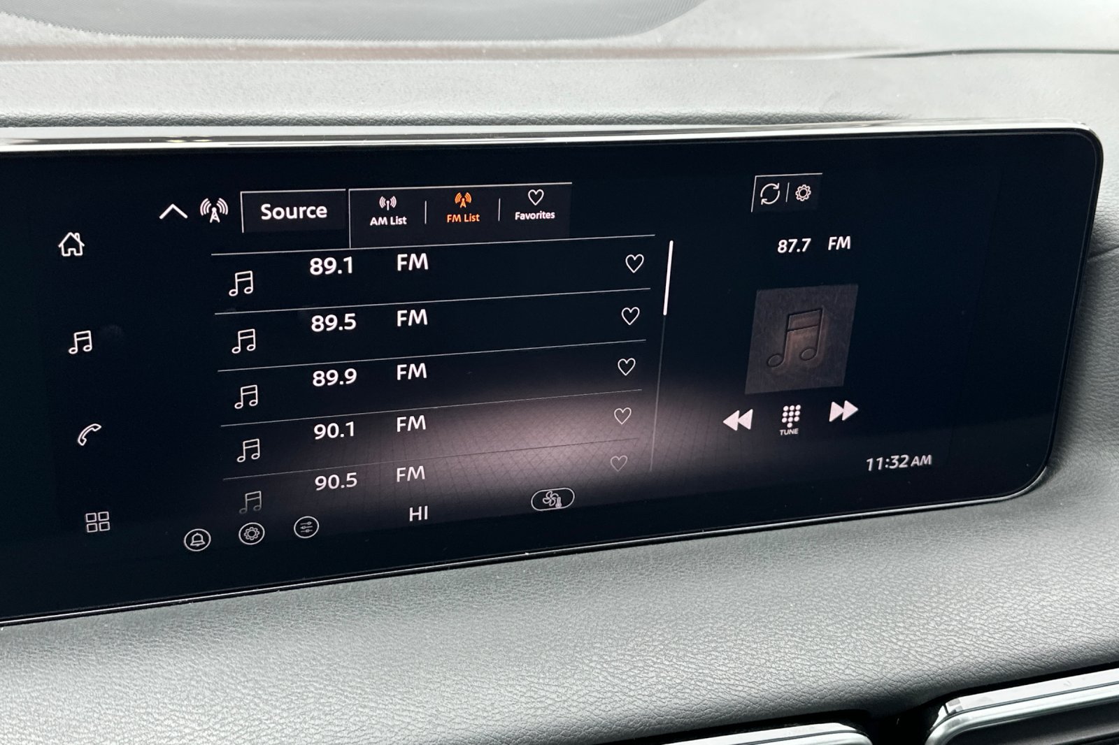 New 2026 Nissan Sentra SV w/ Floor Mat Package FWD image 17