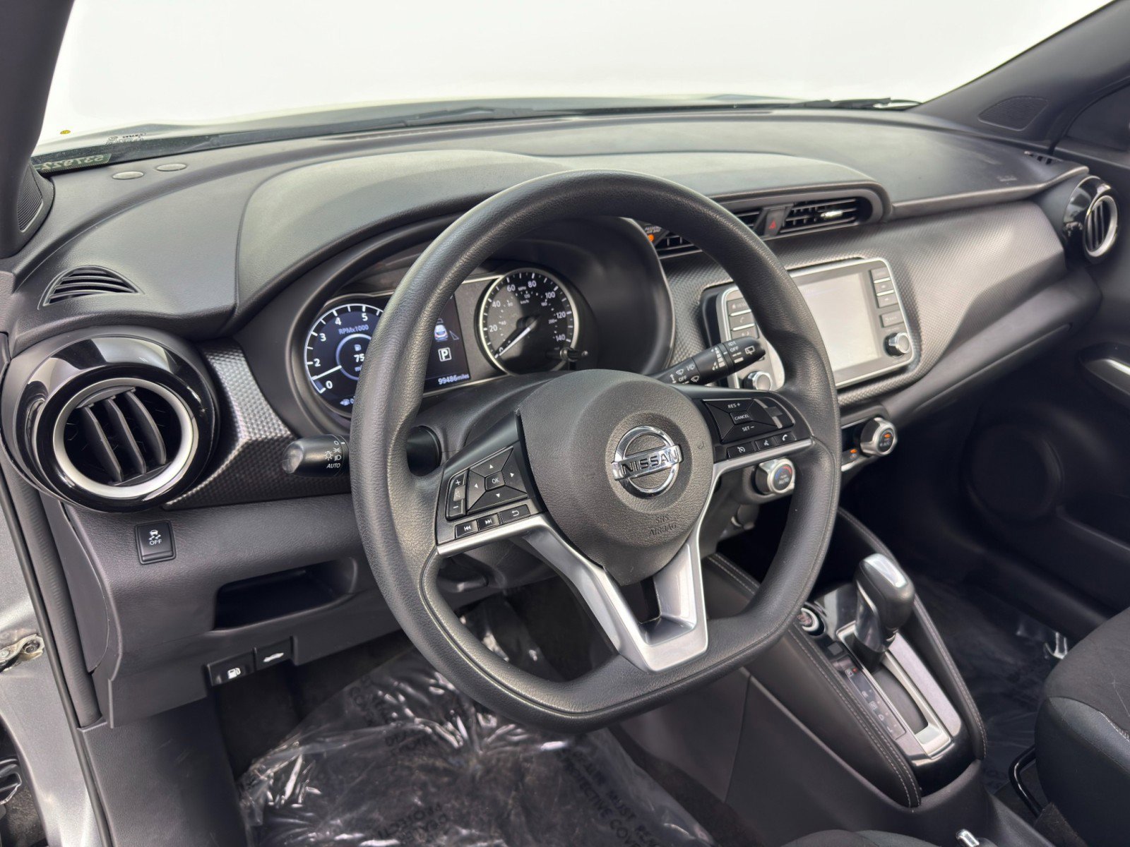 Used 2019 Nissan Kicks SV image 12