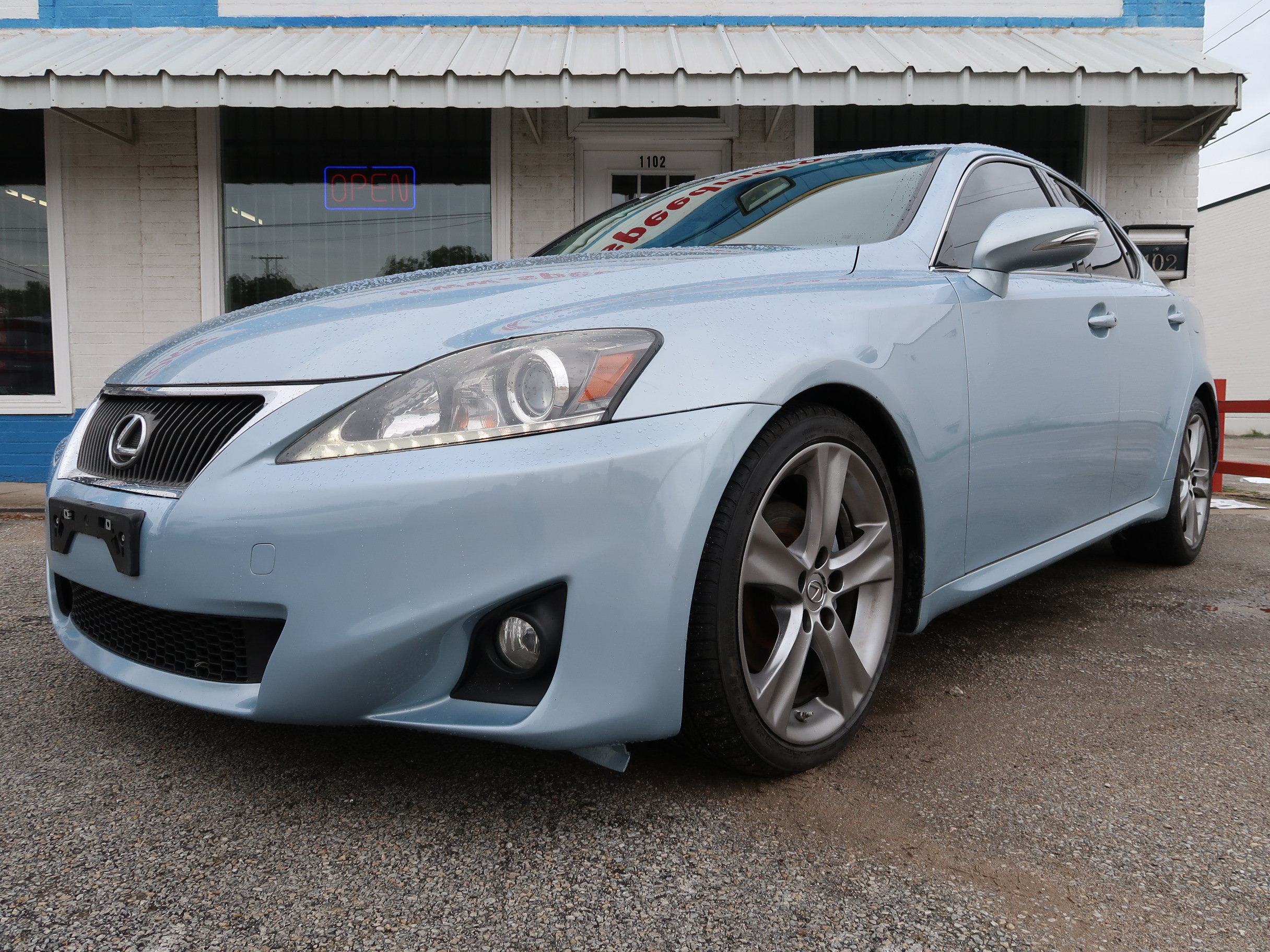 Used 2011 Lexus IS 250 w/ Premium Pkg Value Edition RWD image 5