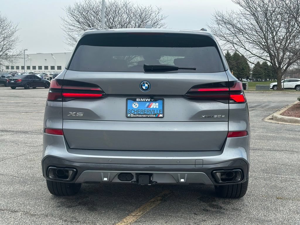 New 2026 BMW X5 xDrive50e w/ M Sport Package AWD/4WD image 6