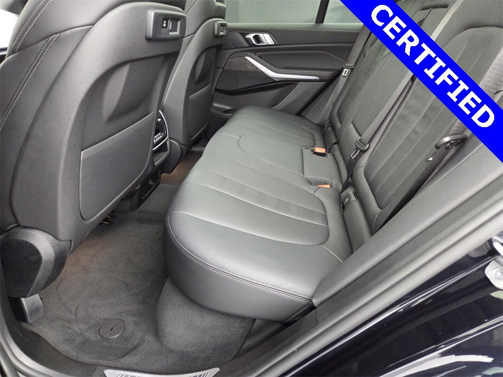Certified 2022 BMW X5 xDrive40i w/ M Sport Package image 28