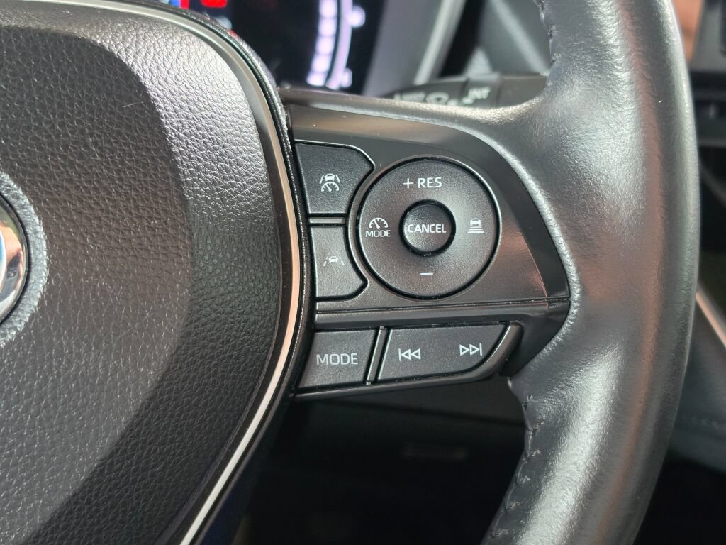 Used 2024 Toyota Corolla XSE FWD image 32