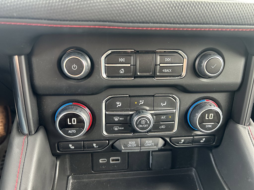 Used 2024 Chevrolet Tahoe RST w/ Luxury Package image 32