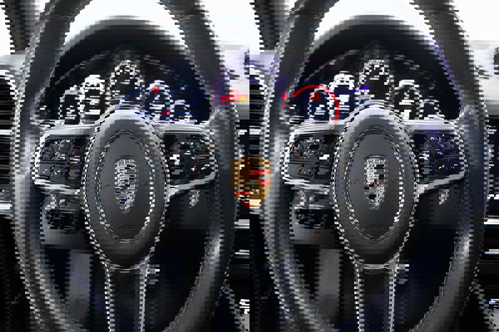 Certified 2023 Porsche Cayenne S Platinum image 14