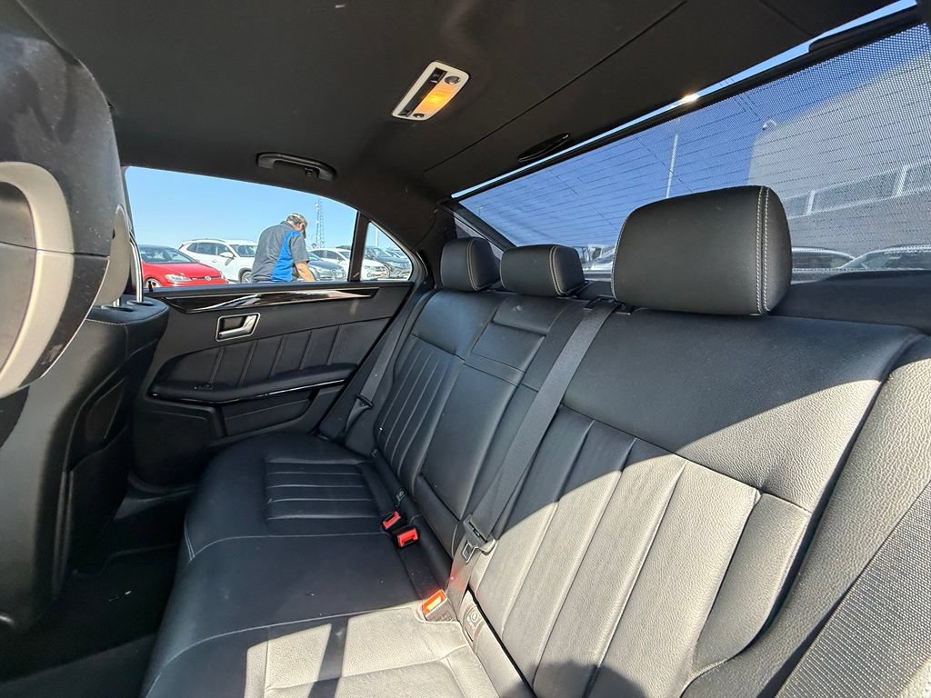 Used 2015 Mercedes-Benz E 400 Sedan image 21