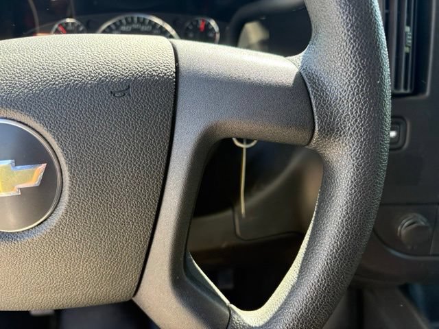 Used 2024 Chevrolet Express 2500 w/ Driver Convenience Package RWD image 31