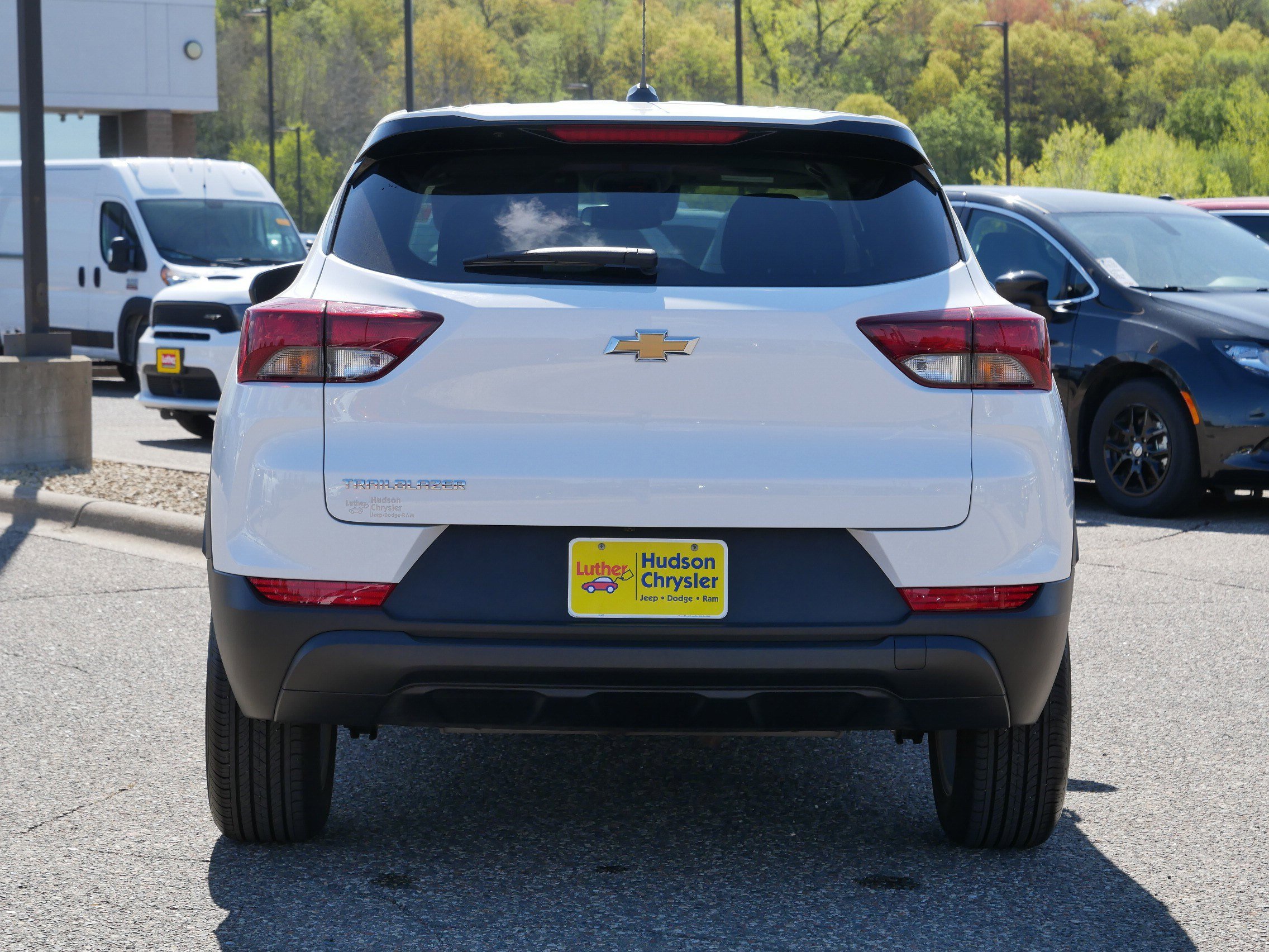 Used 2024 Chevrolet TrailBlazer LS w/ LS Convenience Package FWD image 6