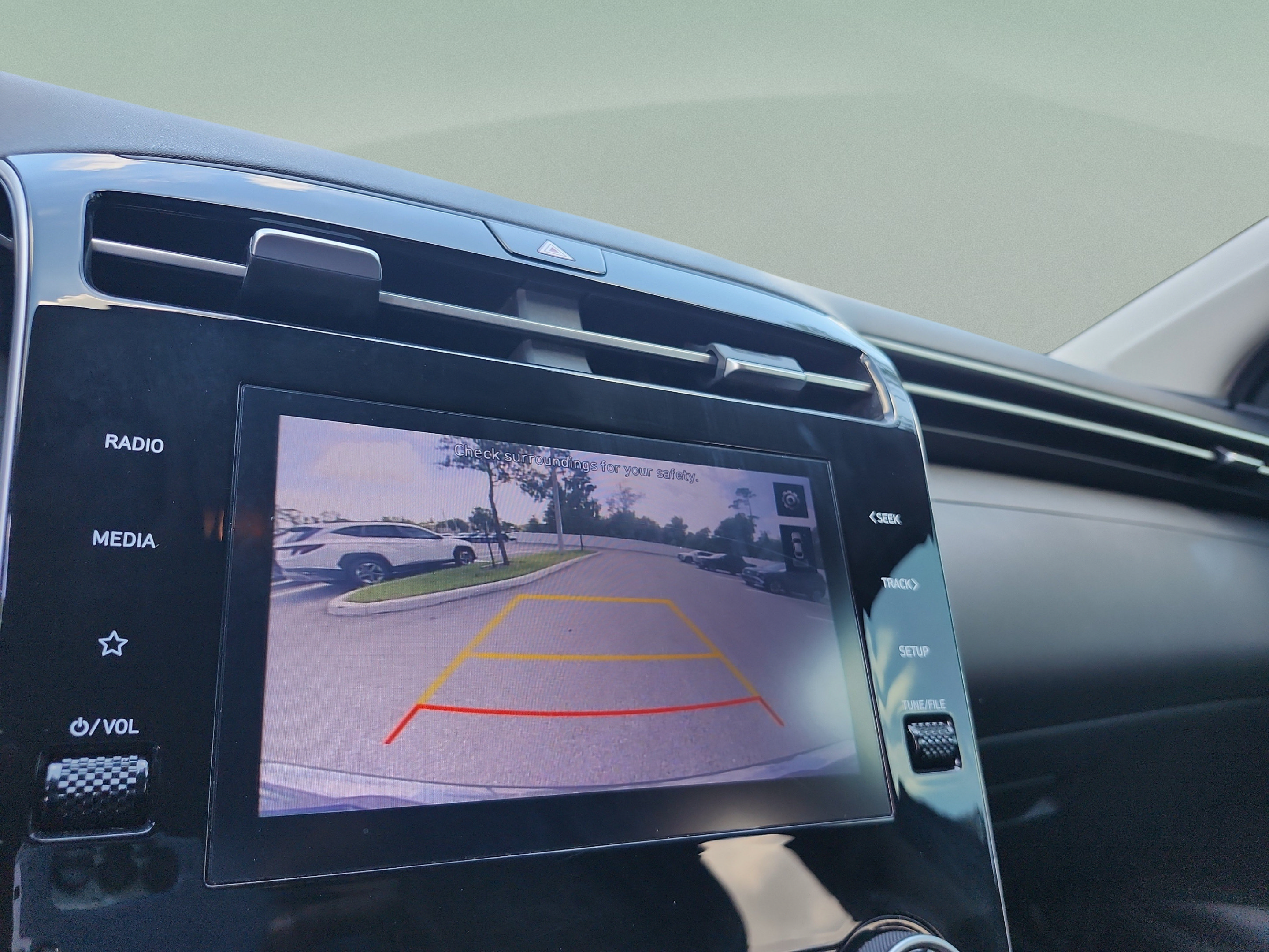 Certified 2022 Hyundai Tucson SEL FWD image 24