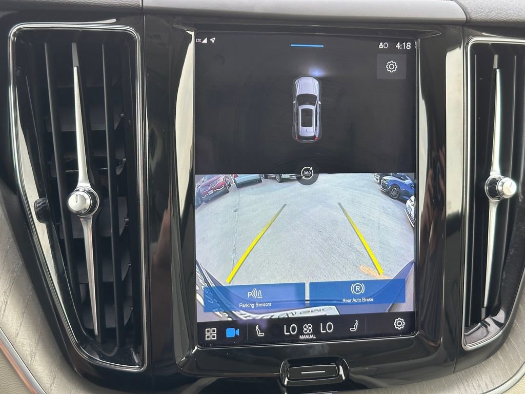 Used 2023 Volvo XC60 T8 Plus image 14