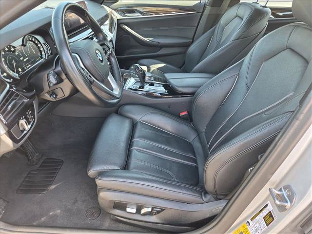 Used 2019 BMW 530e w/ Convenience Package RWD image 17