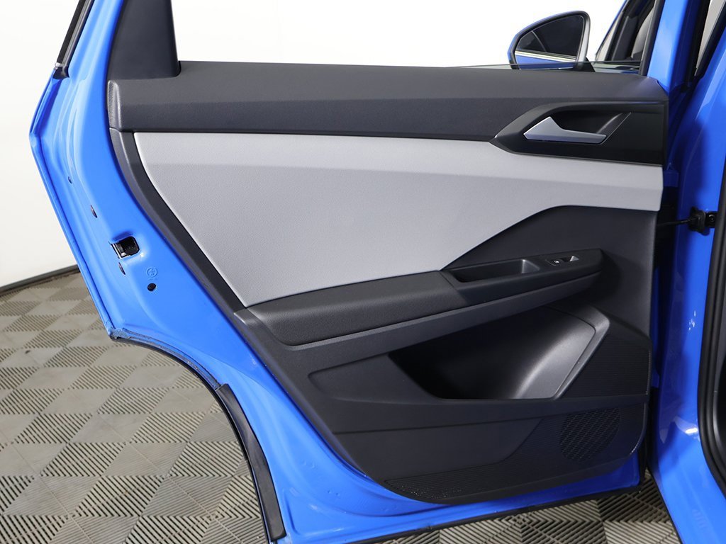 Used 2022 Volkswagen Taos SEL image 26