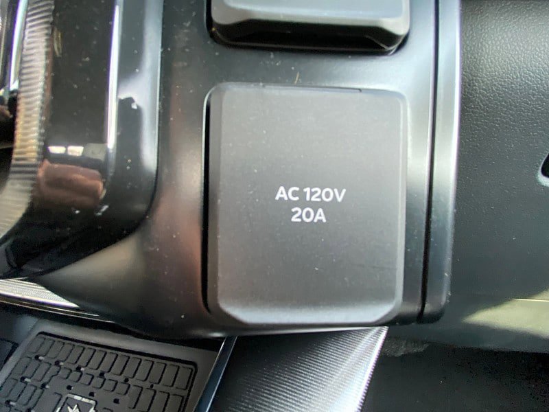 New 2023 Ford F150 Lightning Platinum AWD/4WD image 16