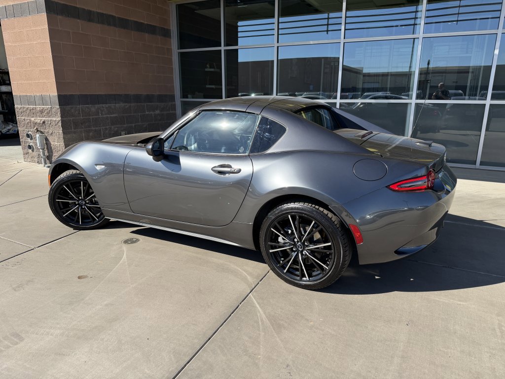 Used 2024 MAZDA MX-5 Miata RF Grand Touring RWD image 5