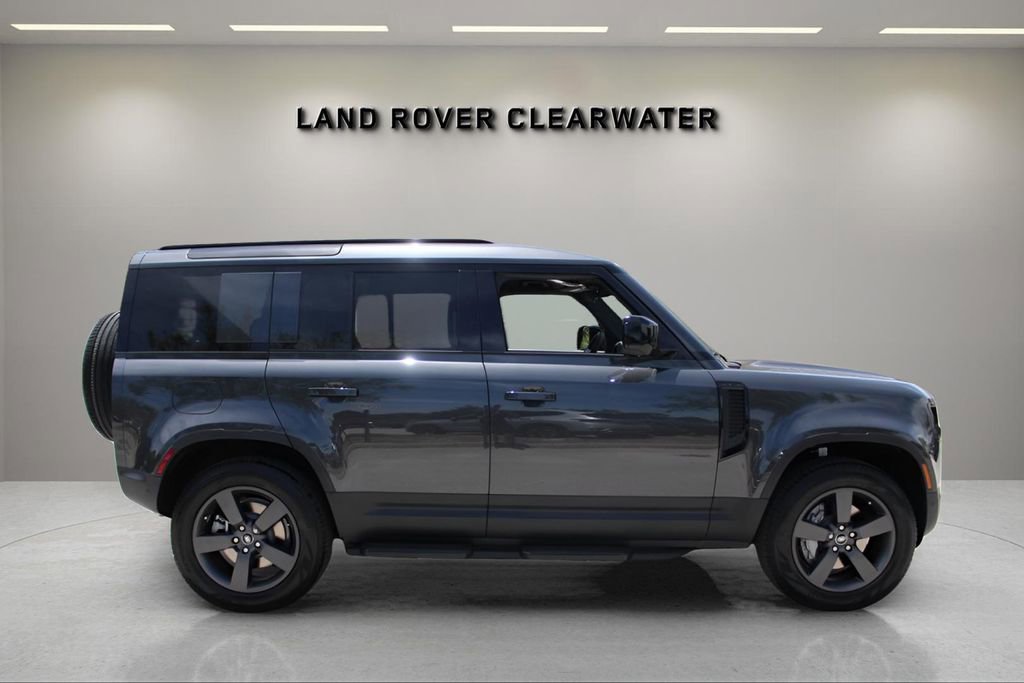 New 2025 Land Rover Defender 110 S AWD/4WD image 6