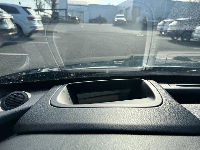 Used 2016 Jaguar XF R-Sport AWD/4WD image 21